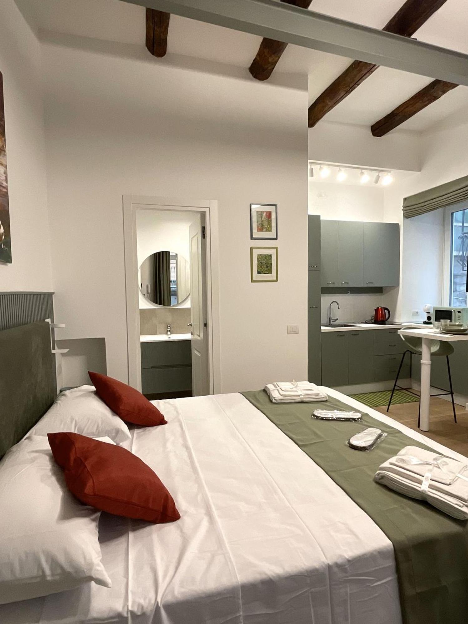 Appartement Sansepolcro33 à Naples Extérieur photo
